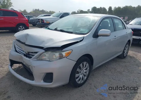 2013 Toyota Corolla Le из США, поврежденный, VIN 2T1BU4EE7DC975468
